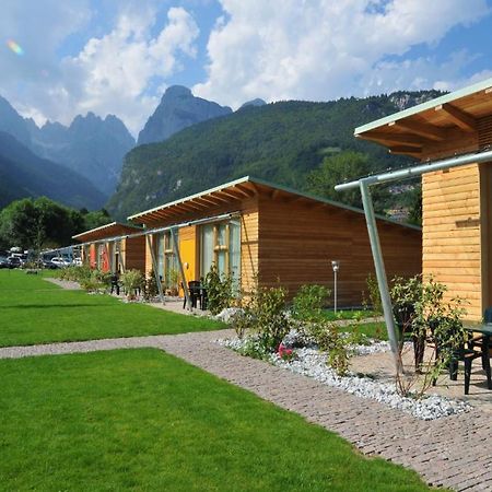 Bungalows Chalets Lago Di Molveno Pokoj fotografie